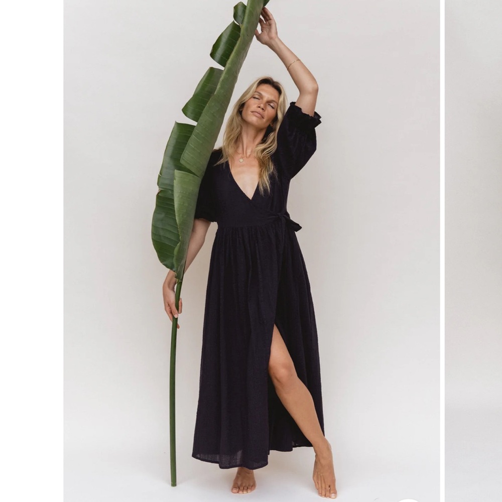 Daughters of India Uma Maxi Dress. Black. Size small.